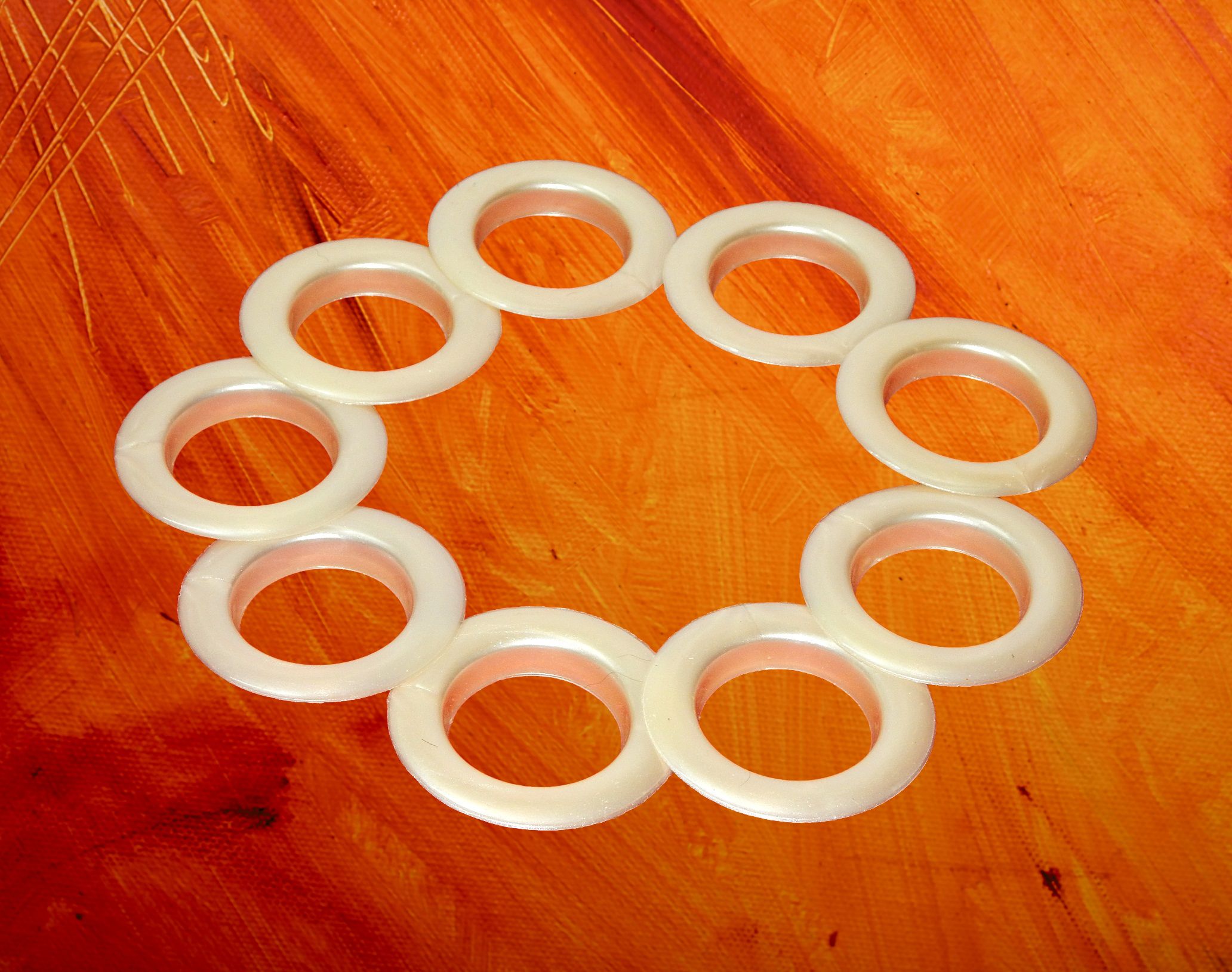 Beautiful Heavy-duty PVC Curtain Rings with Lock, Long Lasting Cream Eyelet Ring and Lock Compatible With 1 Inch Rod 